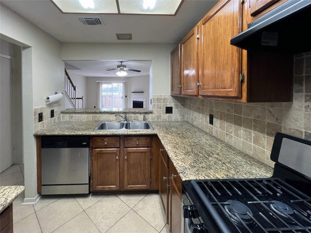 2910 Grants Lake Boulevard 704, Sugar Land, TX 77479