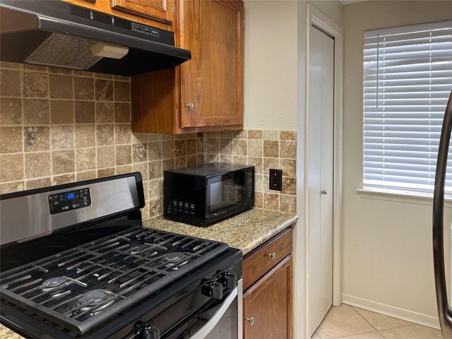 2910 Grants Lake Boulevard 704, Sugar Land, TX 77479