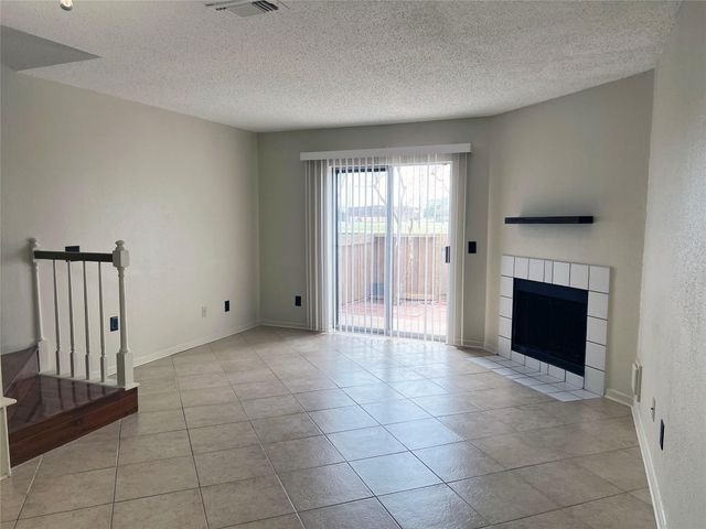 2910 Grants Lake Boulevard 704, Sugar Land, TX 77479