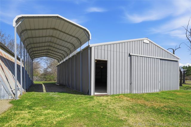 75052 S 288 Road, Wagoner, OK 74467