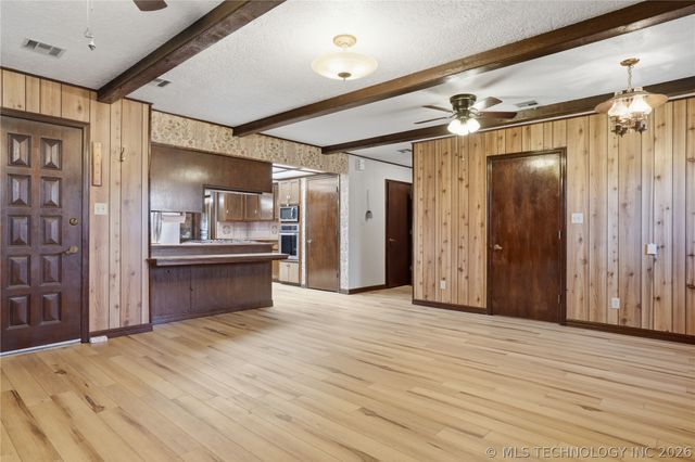 75052 S 288 Road, Wagoner, OK 74467