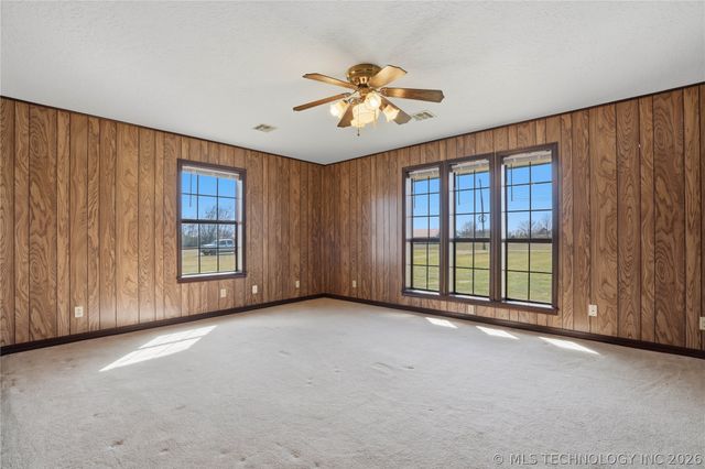 75052 S 288 Road, Wagoner, OK 74467