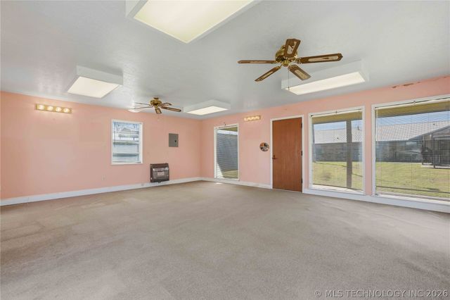 75052 S 288 Road, Wagoner, OK 74467