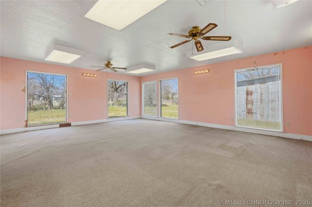 75052 S 288 Road, Wagoner, OK 74467