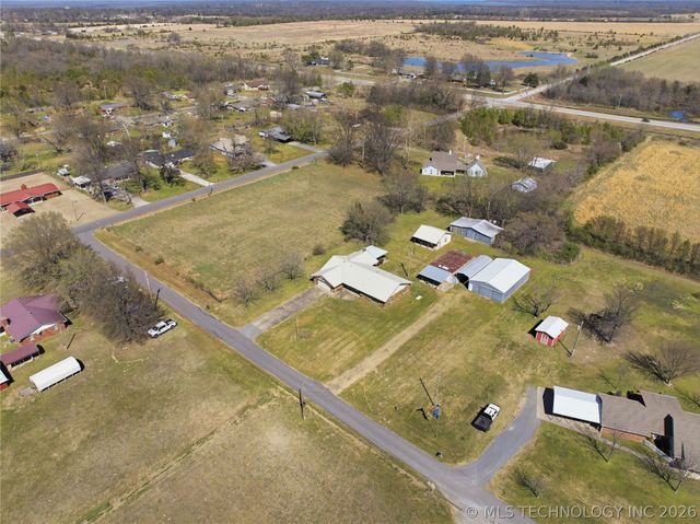 75052 S 288 Road, Wagoner, OK 74467