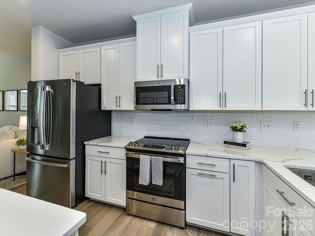 408 Tristram Lane, Charlotte, NC 28205