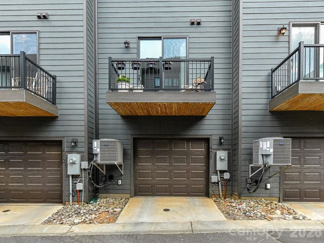 408 Tristram Lane, Charlotte, NC 28205