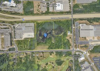 1699 Taylor Road, Auburn Hills, MI 48326