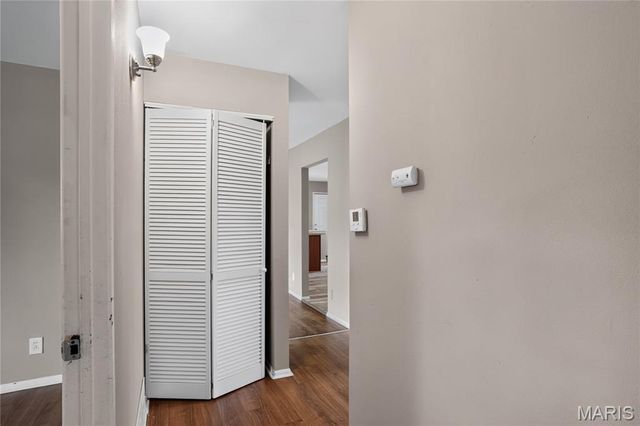 2262 Crandel Drive, St Louis, MO 63136