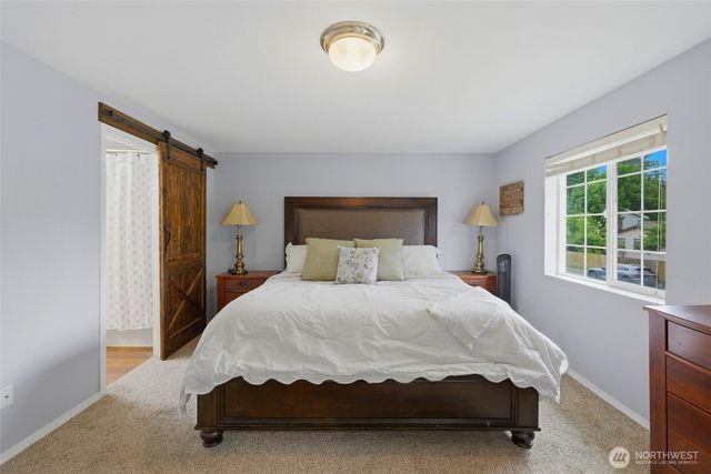 2988 NE Loyola Street, Bremerton, WA 98311