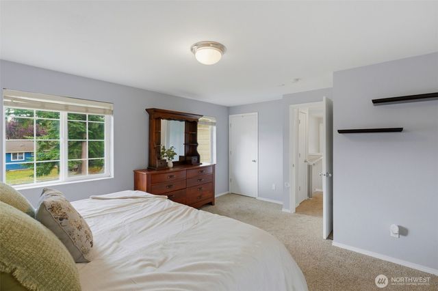 2988 NE Loyola Street, Bremerton, WA 98311