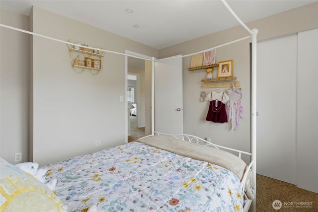 2988 NE Loyola Street, Bremerton, WA 98311