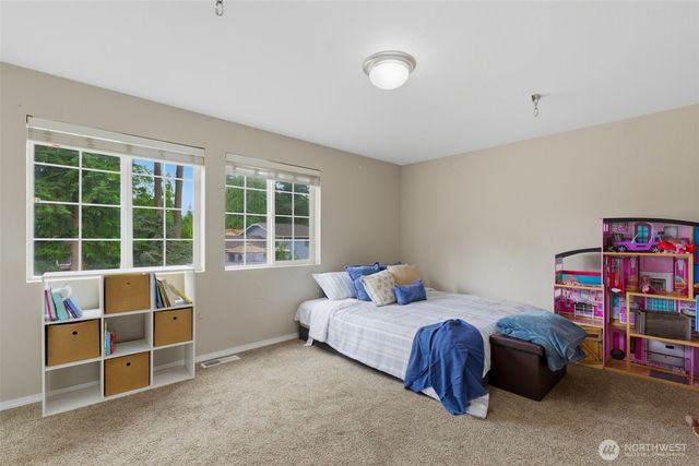 2988 NE Loyola Street, Bremerton, WA 98311