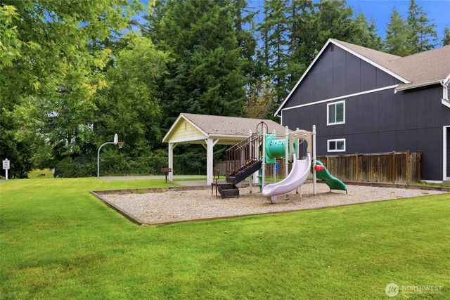 2988 NE Loyola Street, Bremerton, WA 98311