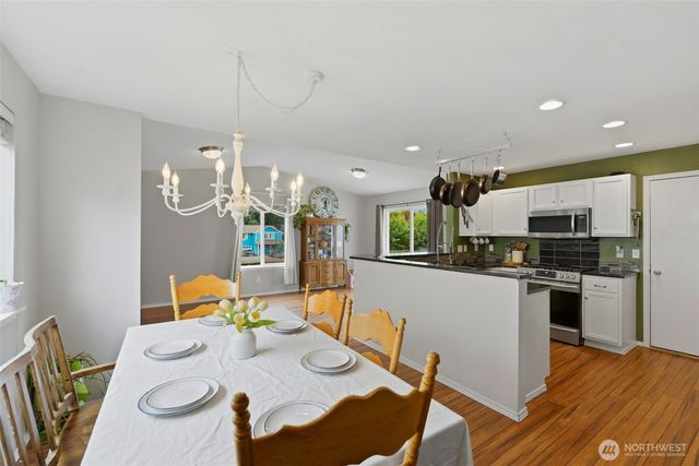 2988 NE Loyola Street, Bremerton, WA 98311