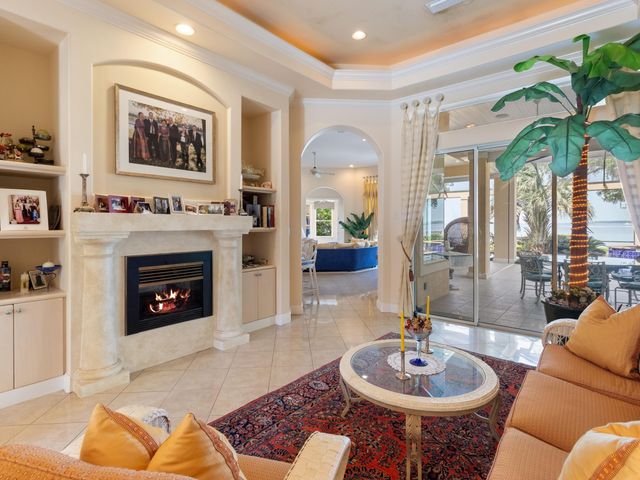 923 Lido Circle, Niceville, FL 32578