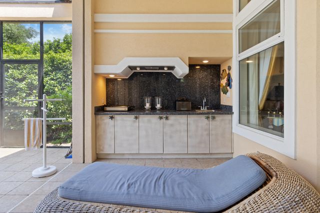 923 Lido Circle, Niceville, FL 32578