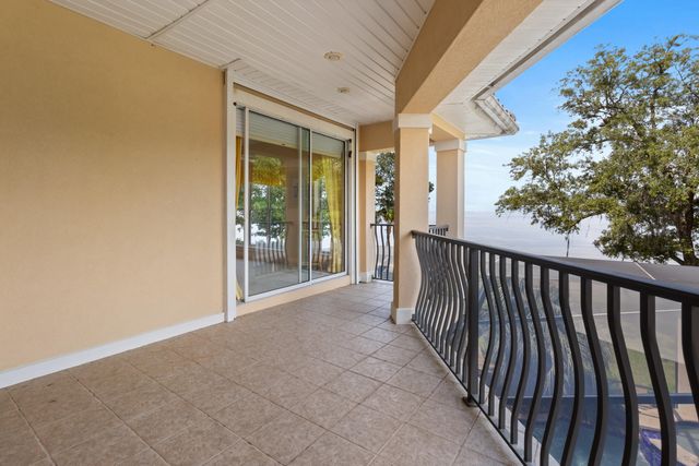 923 Lido Circle, Niceville, FL 32578