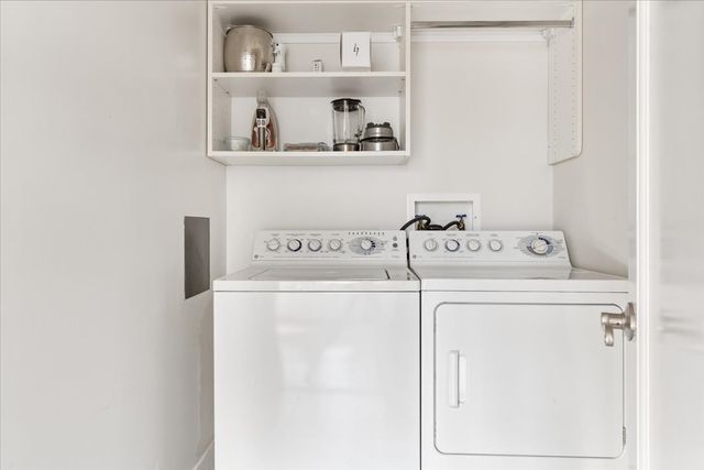 800 N Michigan Avenue 3603, Chicago, IL 60611