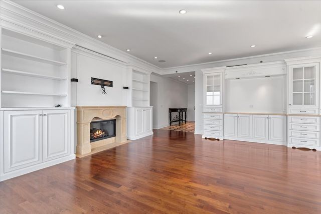 800 N Michigan Avenue 3603, Chicago, IL 60611