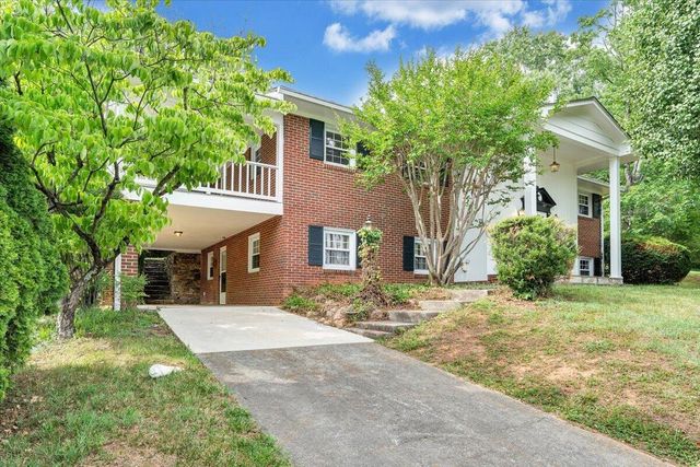 854 Peyton ST, Roanoke, VA 24019