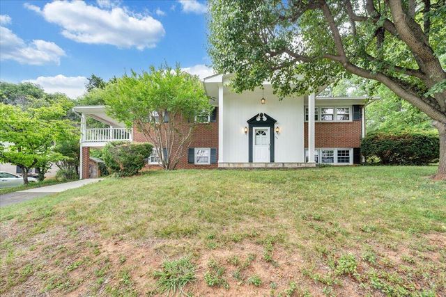 854 Peyton ST, Roanoke, VA 24019