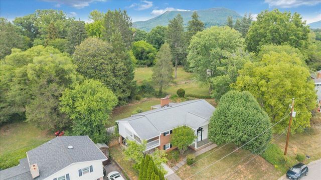 854 Peyton ST, Roanoke, VA 24019