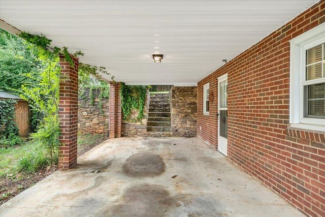854 Peyton ST, Roanoke, VA 24019
