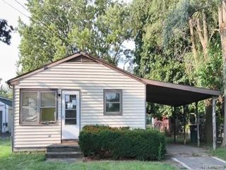 1008 Reo Road, Lansing, MI 48910