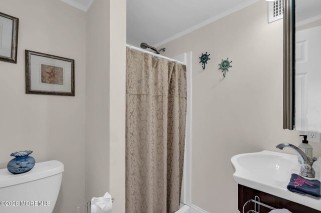102 W Colony Road, Lavallette, NJ 08735