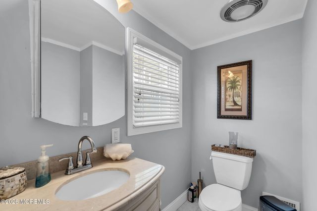 102 W Colony Road, Lavallette, NJ 08735
