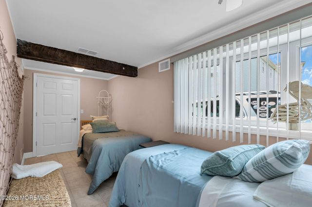102 W Colony Road, Lavallette, NJ 08735