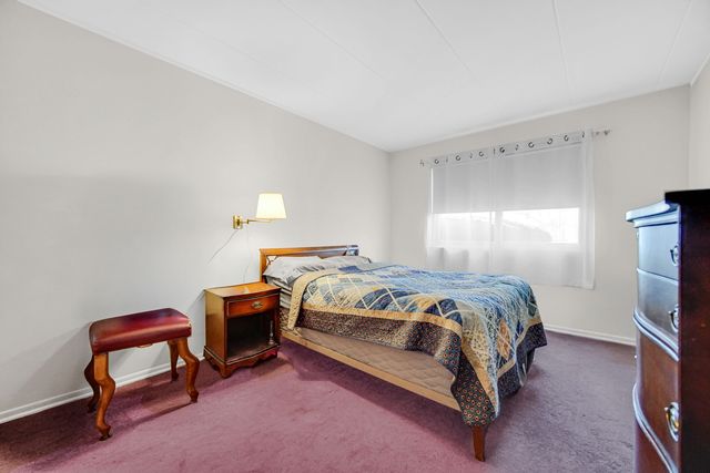 940 Holbrook Road 6A, Homewood, IL 60430