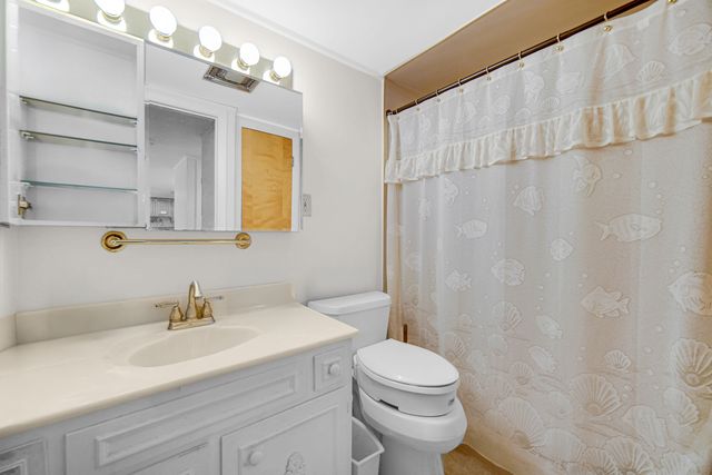 940 Holbrook Road 6A, Homewood, IL 60430