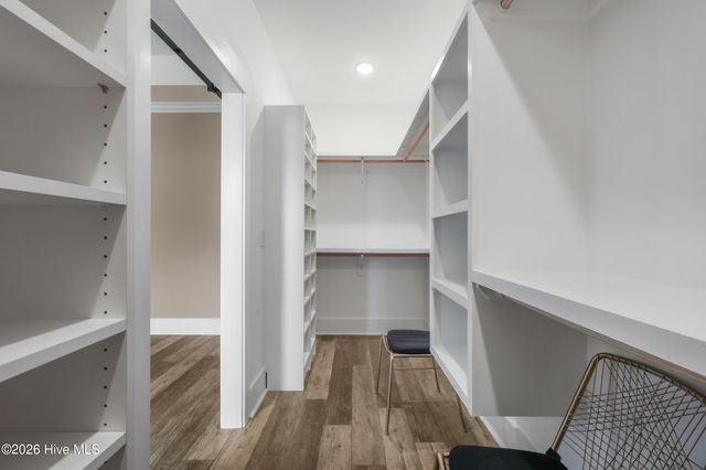 725 Wharton Avenue, Wilmington, NC 28412