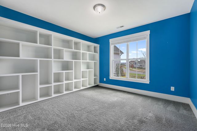 725 Wharton Avenue, Wilmington, NC 28412