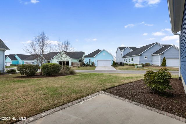 725 Wharton Avenue, Wilmington, NC 28412