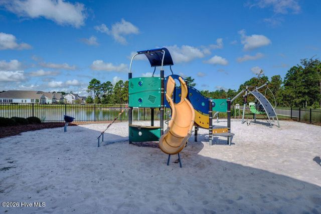 725 Wharton Avenue, Wilmington, NC 28412