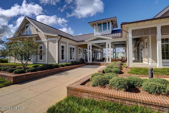 725 Wharton Avenue, Wilmington, NC 28412