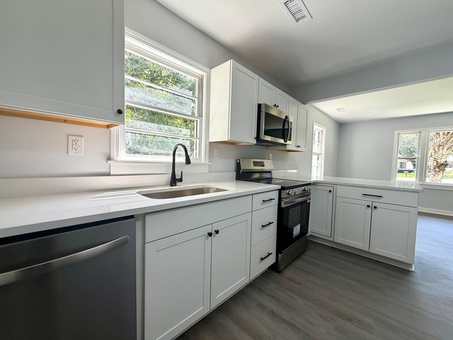 4740 Linda Street, North Charleston, SC 29405