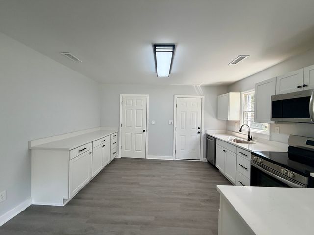 4740 Linda Street, North Charleston, SC 29405