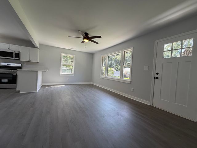 4740 Linda Street, North Charleston, SC 29405