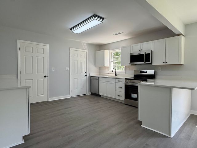 4740 Linda Street, North Charleston, SC 29405