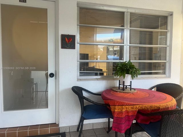 181 NE 14th Ave 20A, Hallandale Beach, FL 33009