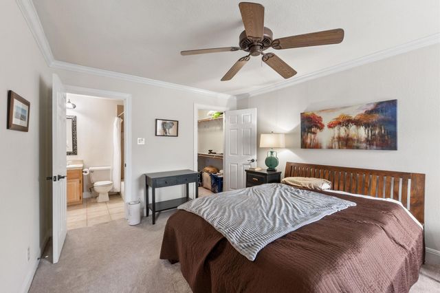 2500 Steck Ave 22, Austin, TX 78757