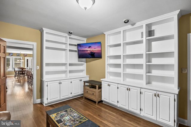 3 S LAKESIDE DR W, Medford, NJ 08055