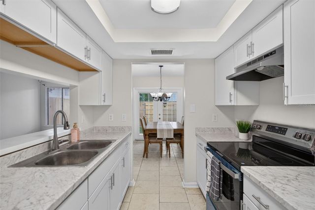 1316 MOUNTAINVIEW, Tampa, FL 33612
