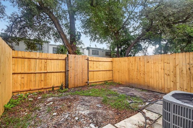1316 MOUNTAINVIEW, Tampa, FL 33612