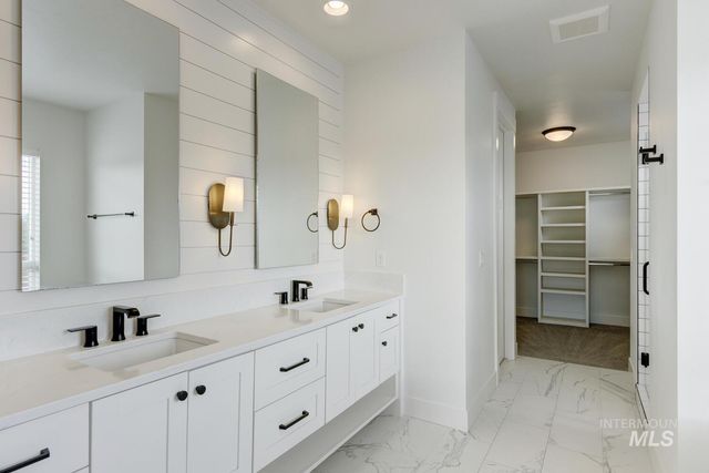 7655 W Meltwater Ln, Eagle, ID 83616