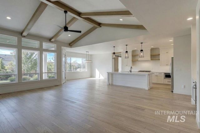 7655 W Meltwater Ln, Eagle, ID 83616